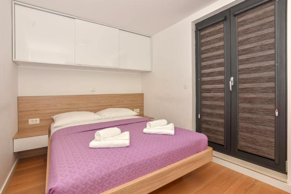 Apartments By The Sea Makarska - 19145 Εξωτερικό φωτογραφία