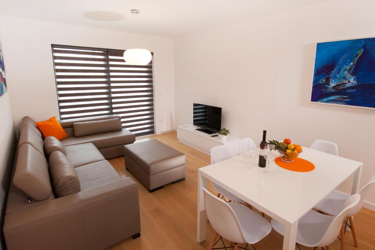 Apartments By The Sea Makarska - 19145 Εξωτερικό φωτογραφία